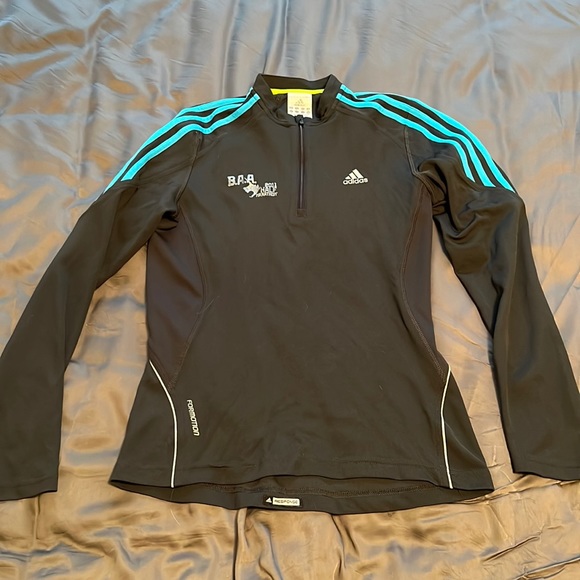 Adidas running shirt - Picture 1 of 2